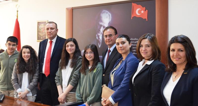 Kavaklıdere Ortaokulu, İlçe Mill Eğitim Müdürü Mehmet Yılmaz ile söyleşi yaptı