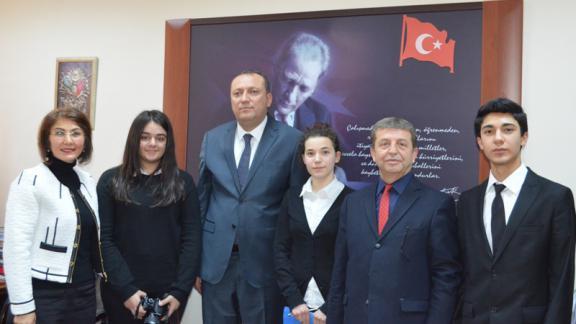 Ankara Güzel Sanatlar Lisesi İlçe Milli Eğitim Müdürü  Mehmet Yılmaz ile röportaj yaptı.