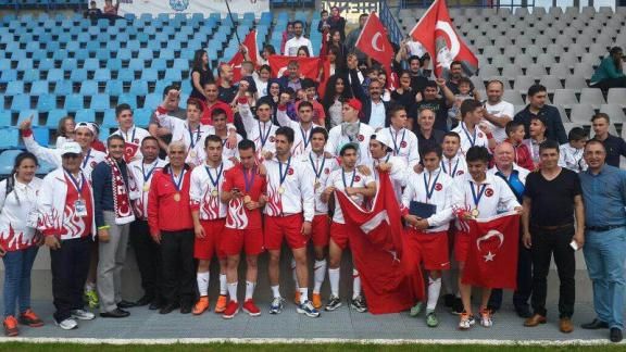 Çankaya Deneme Lisesi Avrupa Futbol Şampiyonu