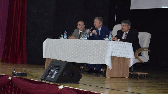 İlçe Millî Eğitim Müdürü Mustafa Özel, Din Kültürü ve Ahlâk Bilgisi Öğretmenleriyle İstişare Toplantısı Yaptı