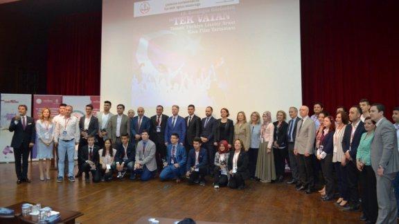 10. Gençliğin Gözünden Tek Vatan Temalı Türkiye Liseler Arası Kısa Film Yarışmasının Ödül Töreni Yapıldı.