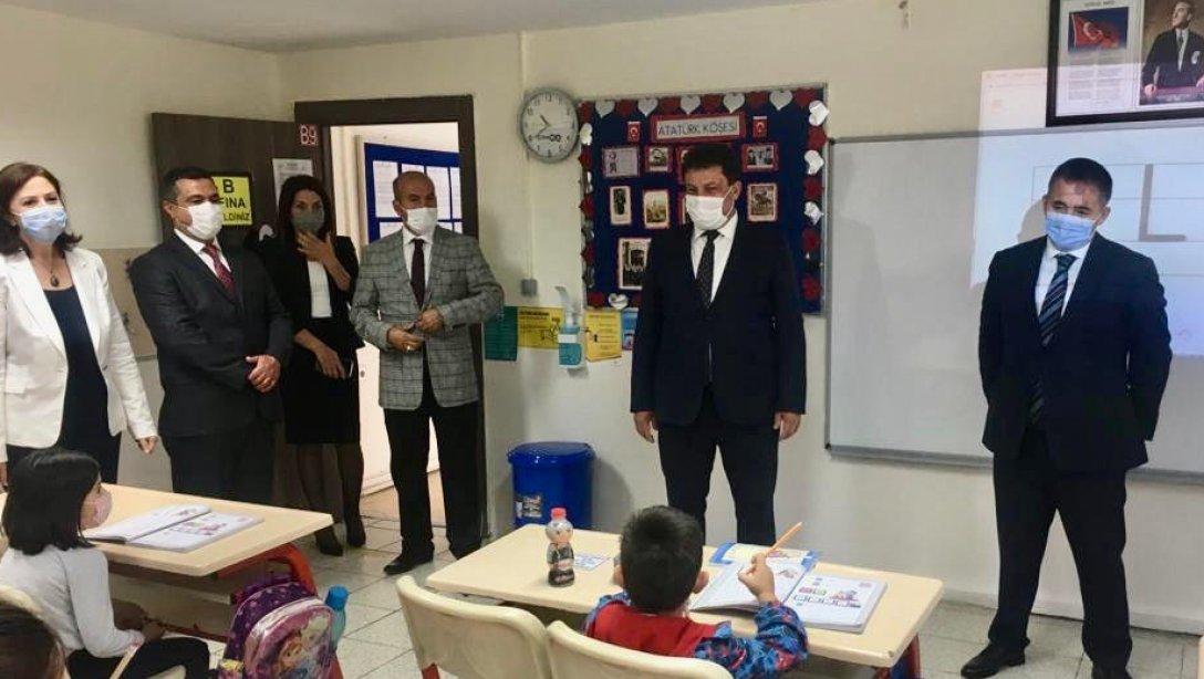 Kaymakamımız H.Mete Buhara ile İlçe Millî Eğitim Müdürümüz Yaşar Türk'ün Okul Ziyaretleri...