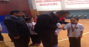 Minikler Basketbol Ankara Şampiyonu  Ayten-Şaban Diri İlkokulu