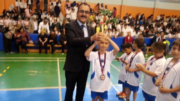 Kaymakamlık Kupası Badminton Turnuvası Ödül Töreni
