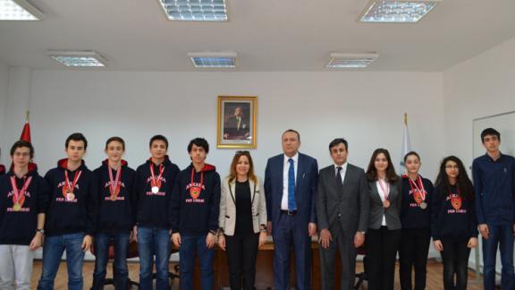 Ankara Fen Lisesi Başarıya Doymuyor