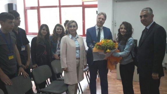 Çankaya İlçe Millî Eğitim Müdürü Mustafa Özeli Mardin Nusaybinden Gelen Öğrenciler Ziyaret Etti.