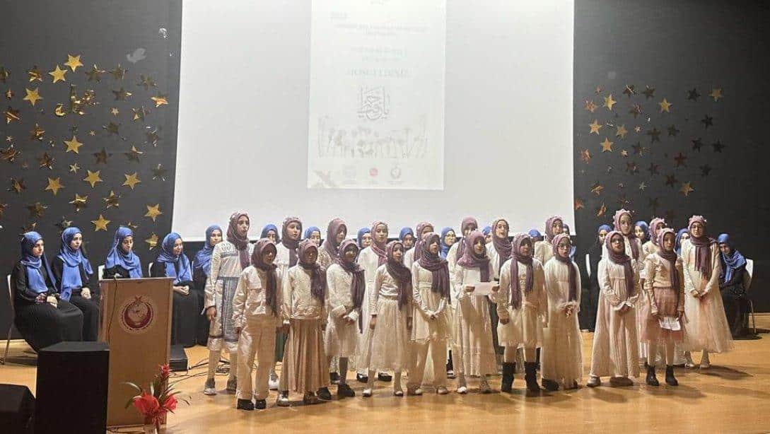 Örgün Eğitimle Birlikte Hafızlık Projesi Kapsamında Hafızlık Belgesi Almaya Hak Kazanan Öğrencilere İcazet Merasimi Yapıldı.